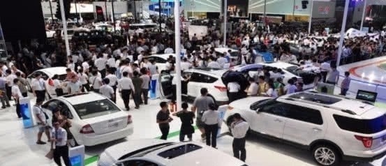 新車付款后4S店非要你放一夜才肯交車？離職老銷售道出其中貓膩
